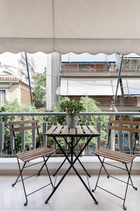 Your "Home Away From Home" - Phillopapou Hill Athens Exterior photo